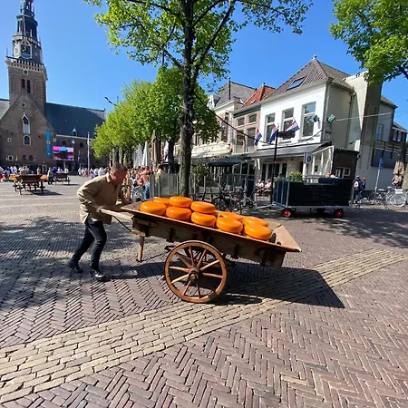 Queen Centre Отель Алкмар