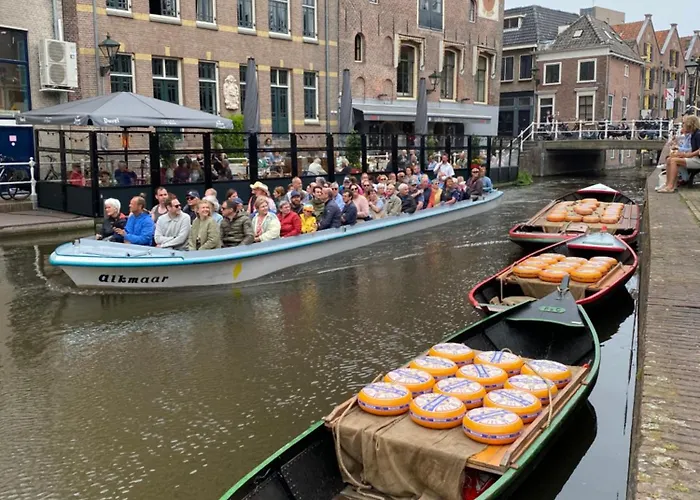 Hotel Queen Centre 2*